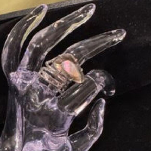 Kendra Scott ring - Picture 3 of 5